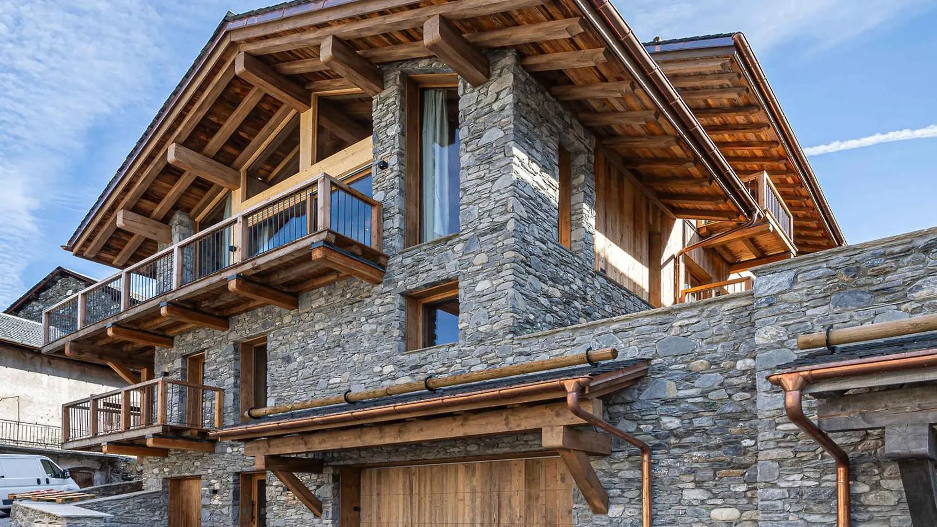 Chalet Neuf Avec Piscine Et Sauna A Saint-Martin-De-Belleville - Fr-1-570-51