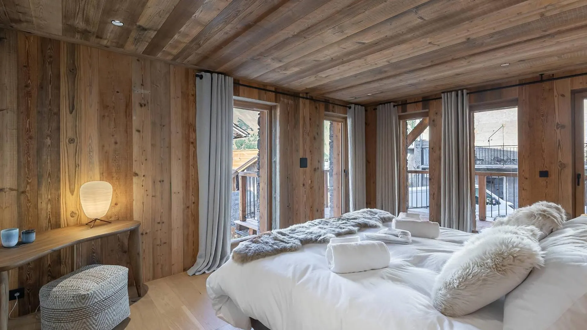Chalet Neuf Avec Piscine Et Sauna A Saint-Martin-De-Belleville - Fr-1-570-51