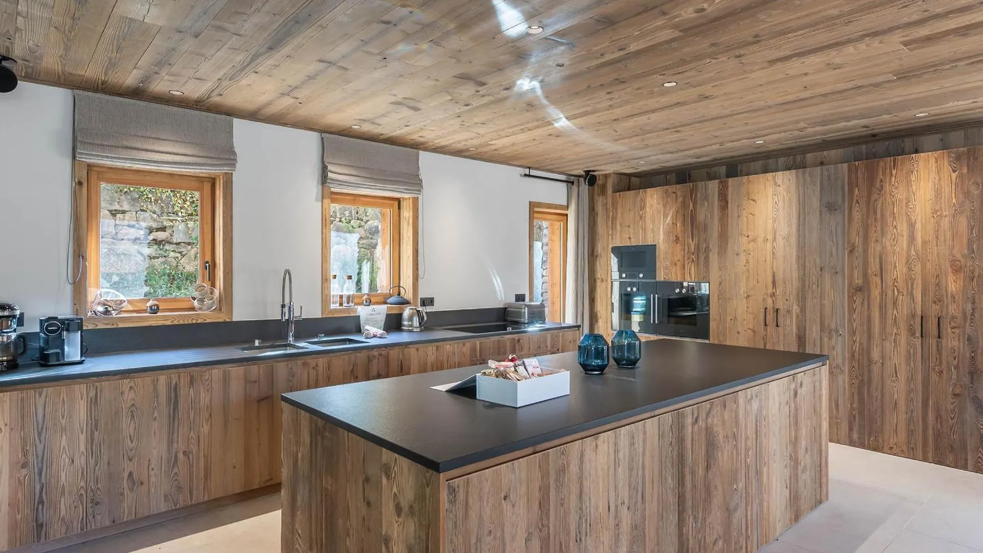 Chalet Neuf Avec Piscine Et Sauna A Saint-Martin-De-Belleville - Fr-1-570-51
